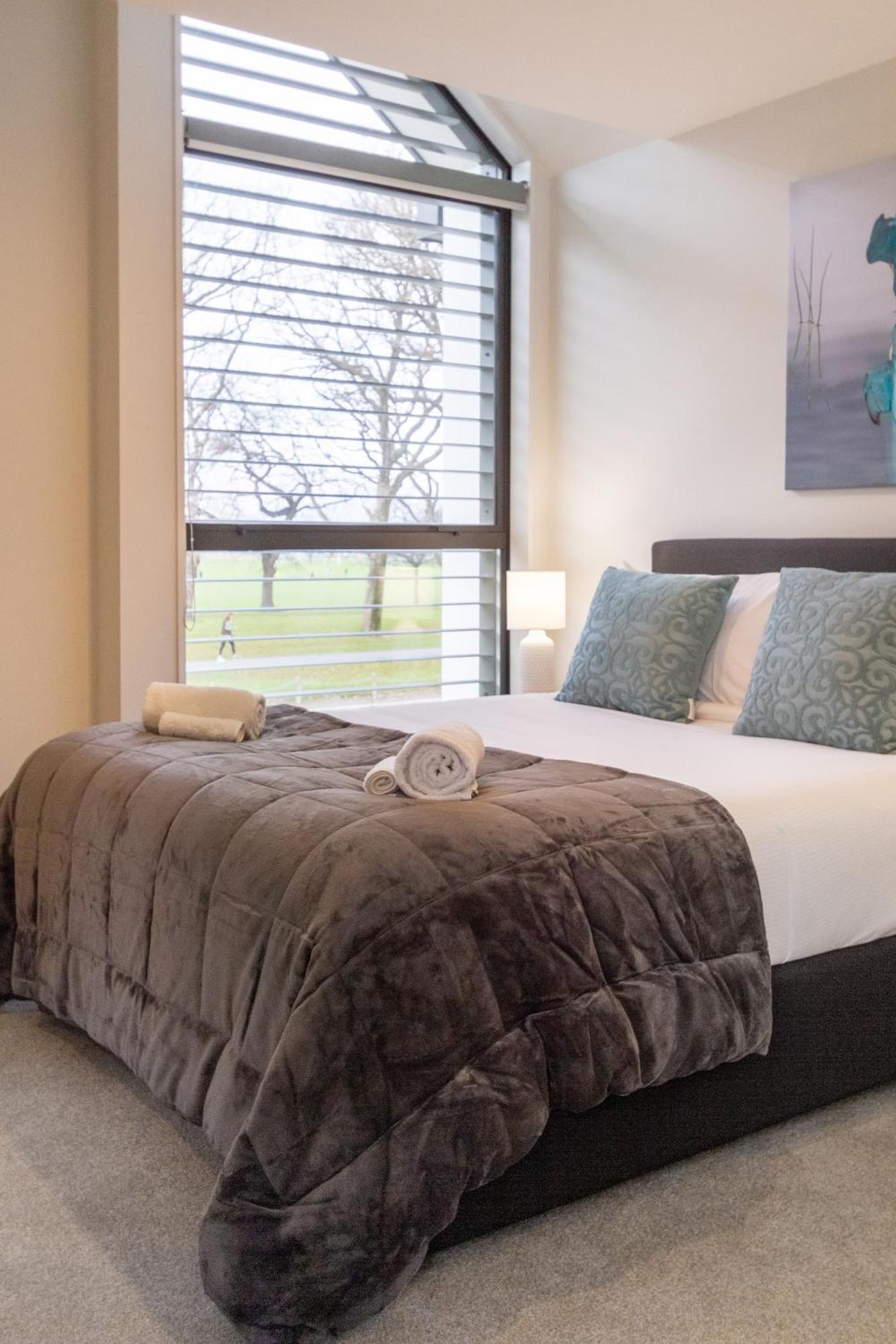 Apartament Modern 2 Bed 2 Bath Opposite Hagley Park Christchurch Zewnętrze zdjęcie